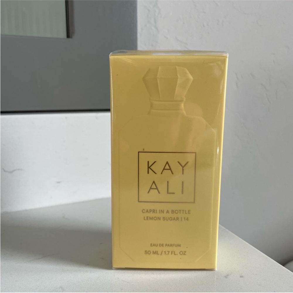 Kayali Capri